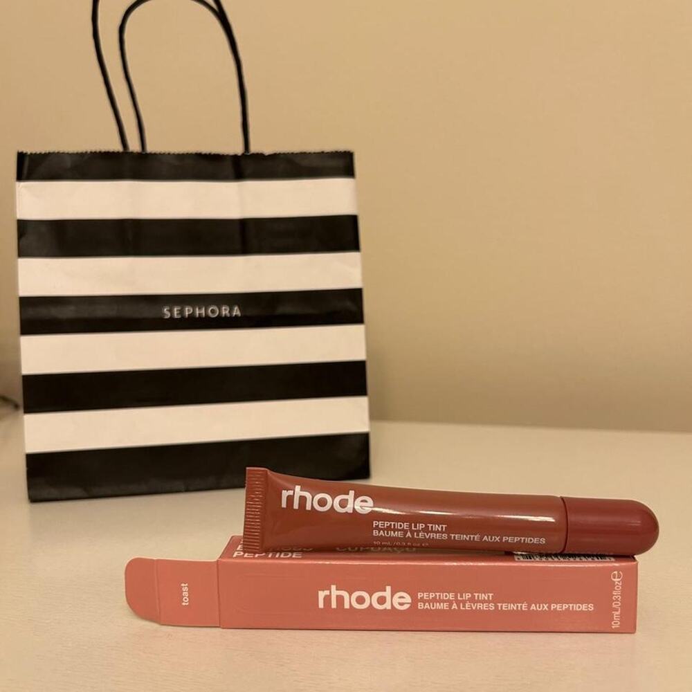 Rhode Toast Peptide Lip Tint Hailey Bieber Glazed Lip Viral Shade NEW Gloss